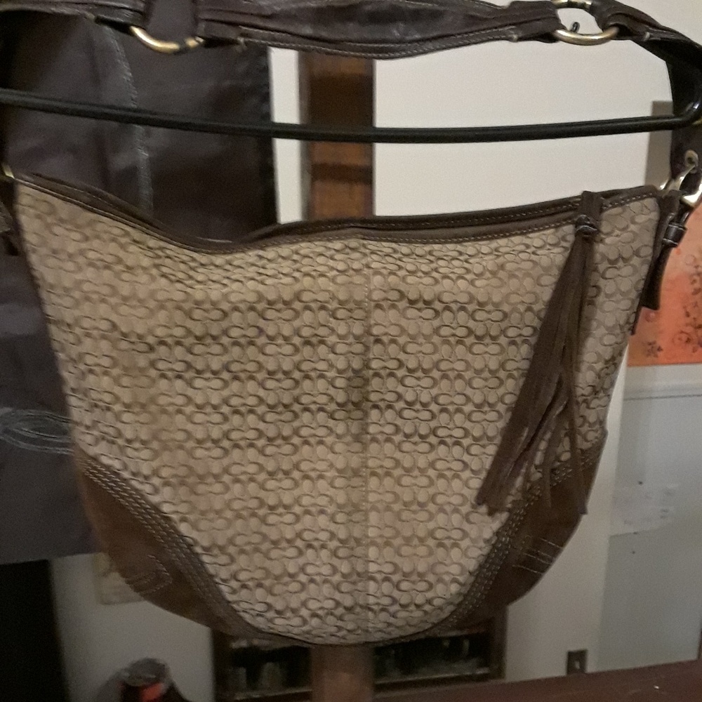Coach purse - Picture 2 of 6